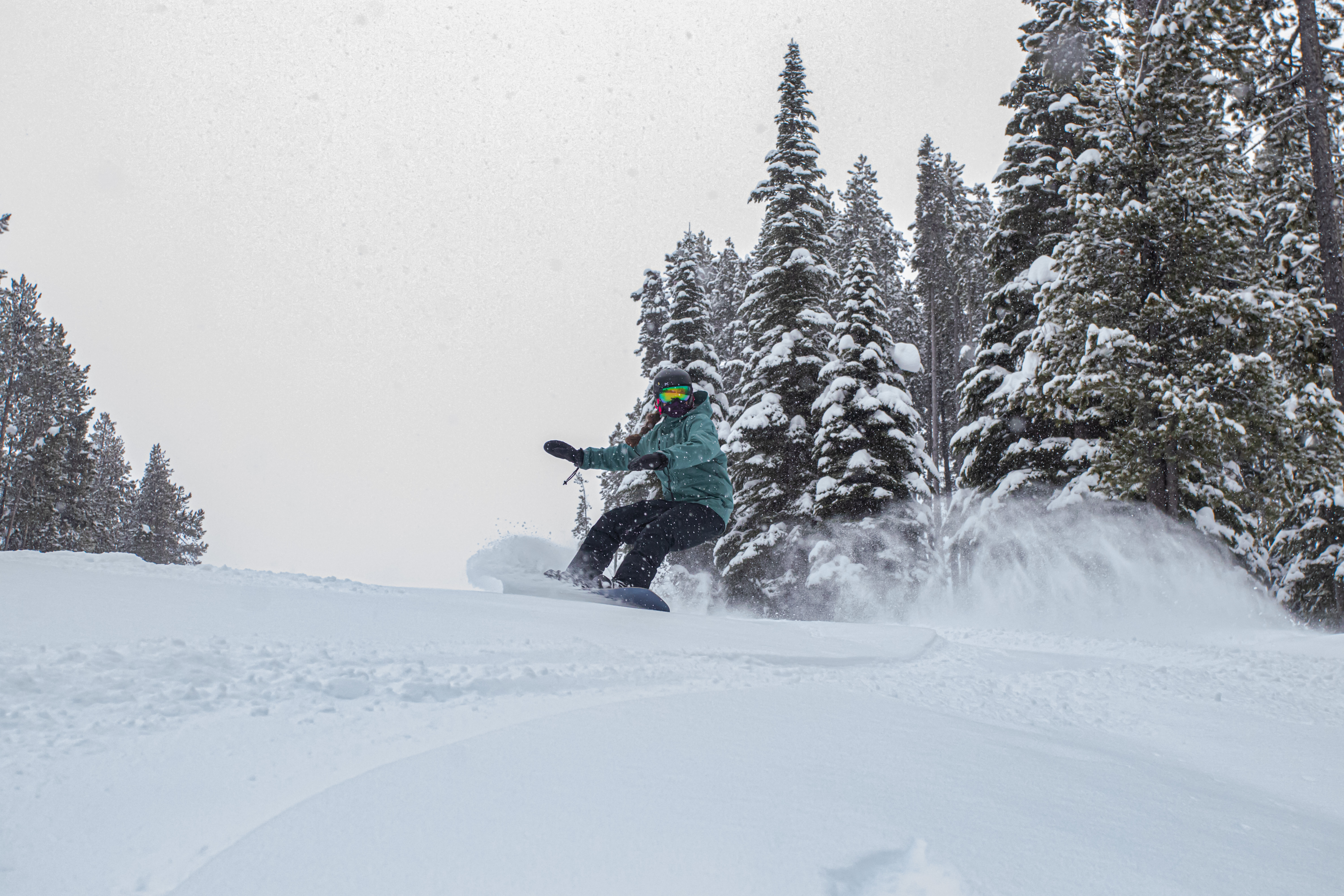 Teen Group Half Day Snowboard Lesson (Age 13-17)